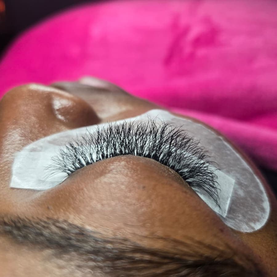 Detailed lash extension result